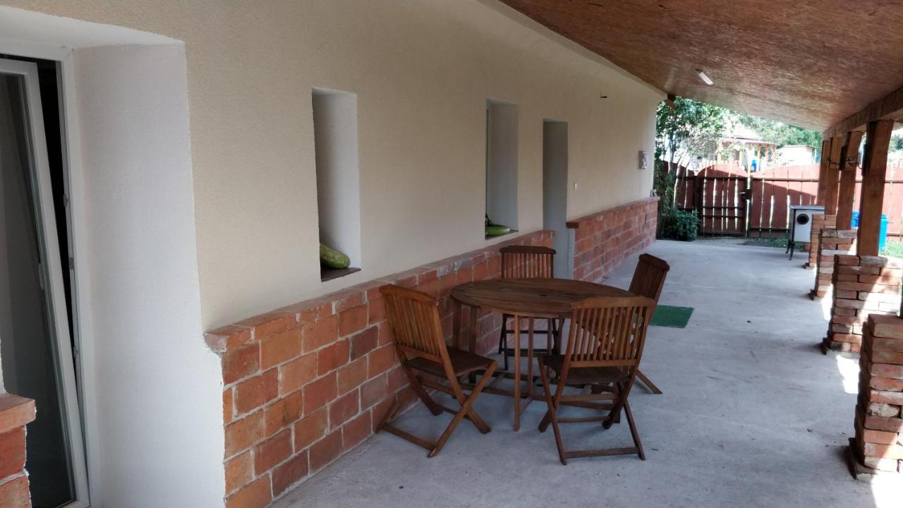 Oereghaz Vendeghaz Apartment Lakhegy Exterior photo